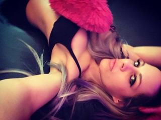 LuxuriousDoll